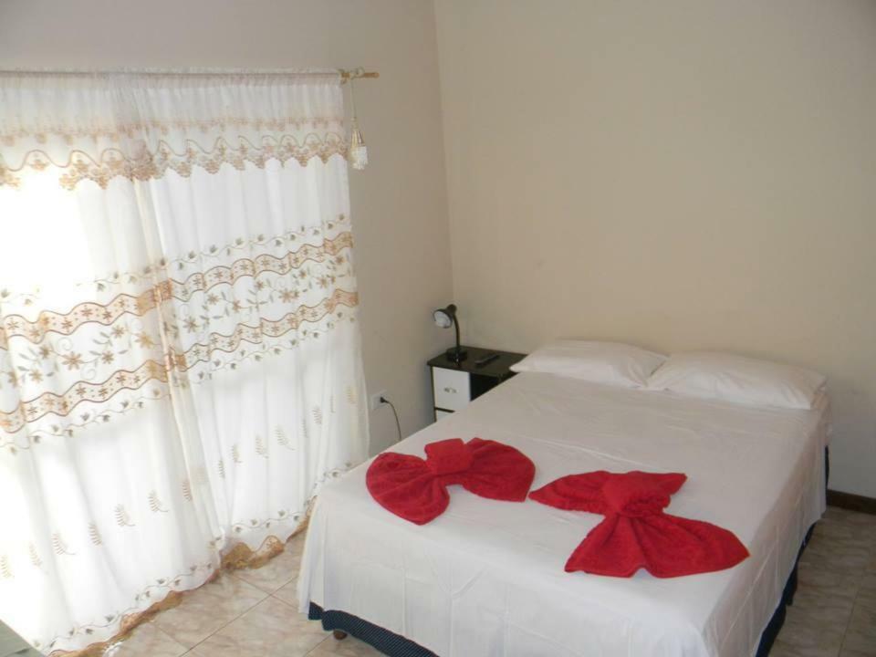 Apart Hotel El Duende Puerto Iguazú Kültér fotó
